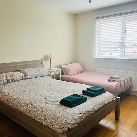 Penthouse Apartment - Town Centre, Sea Views, Secure Parking Portrush Luaran gambar