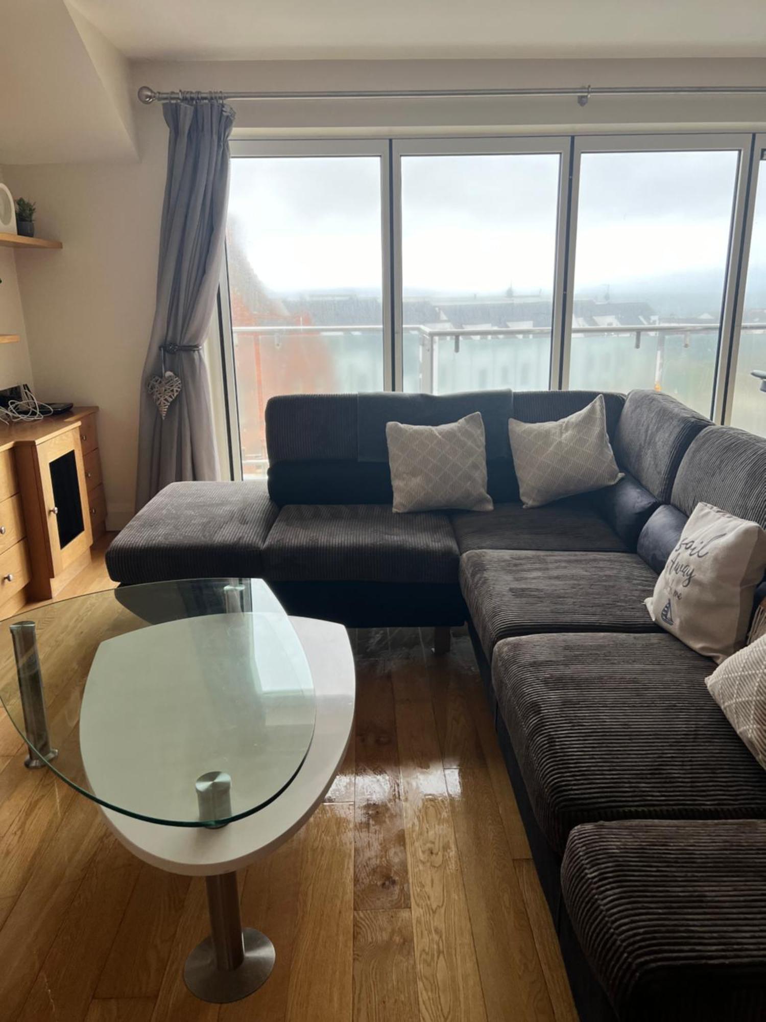 Penthouse Apartment - Town Centre, Sea Views, Secure Parking Portrush Luaran gambar