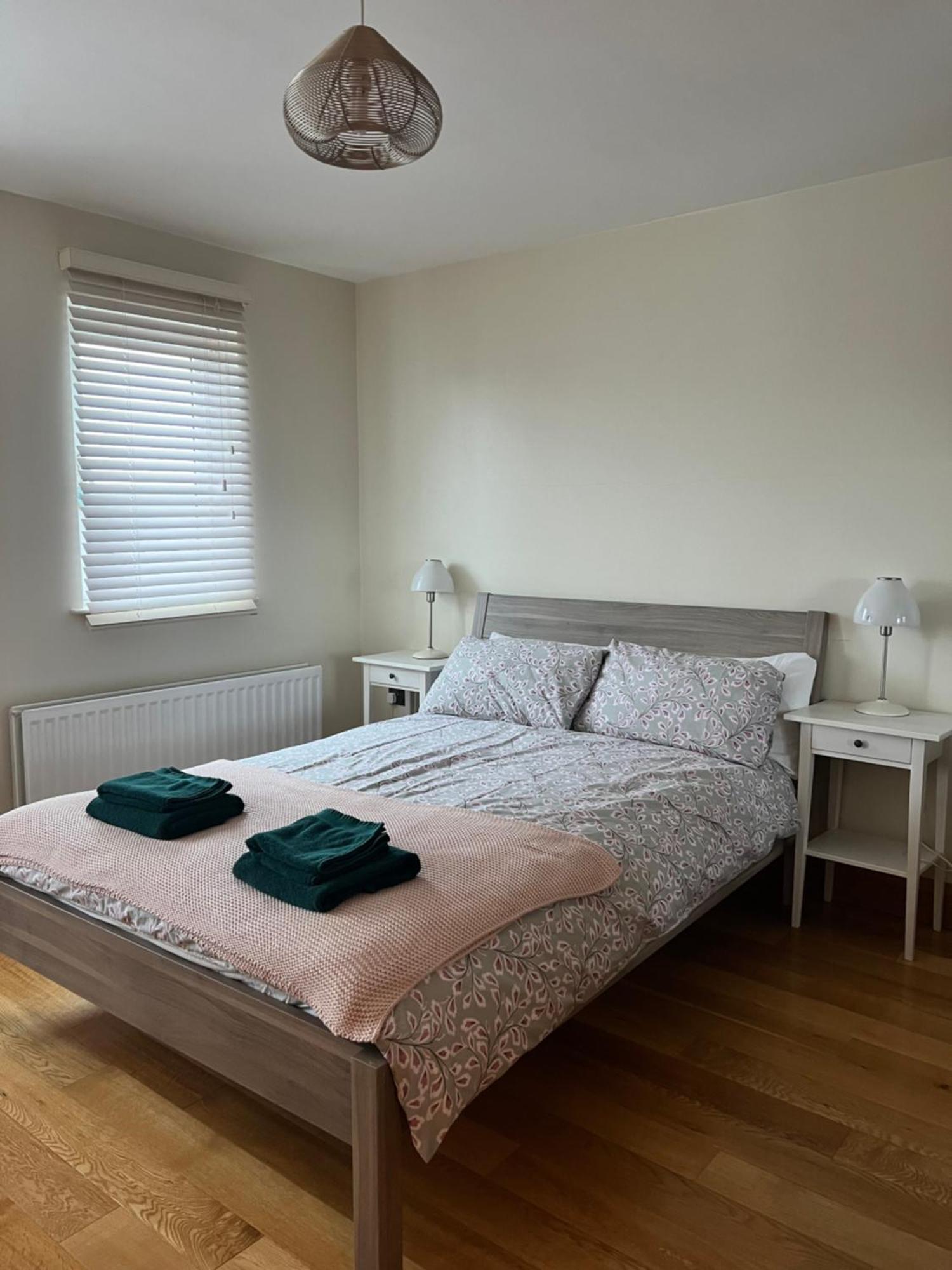 Penthouse Apartment - Town Centre, Sea Views, Secure Parking Portrush Luaran gambar