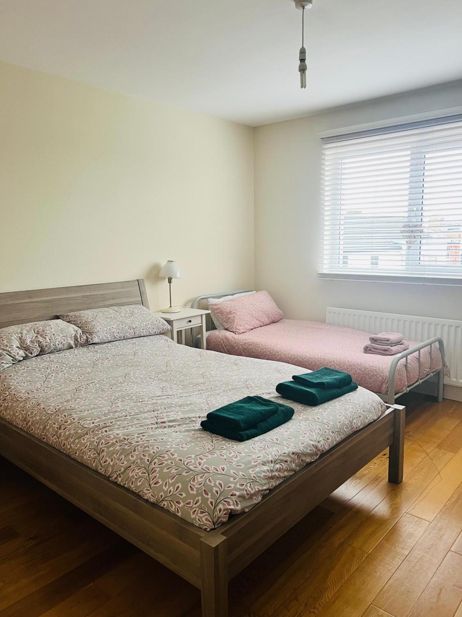 Penthouse Apartment - Town Centre, Sea Views, Secure Parking Portrush Luaran gambar