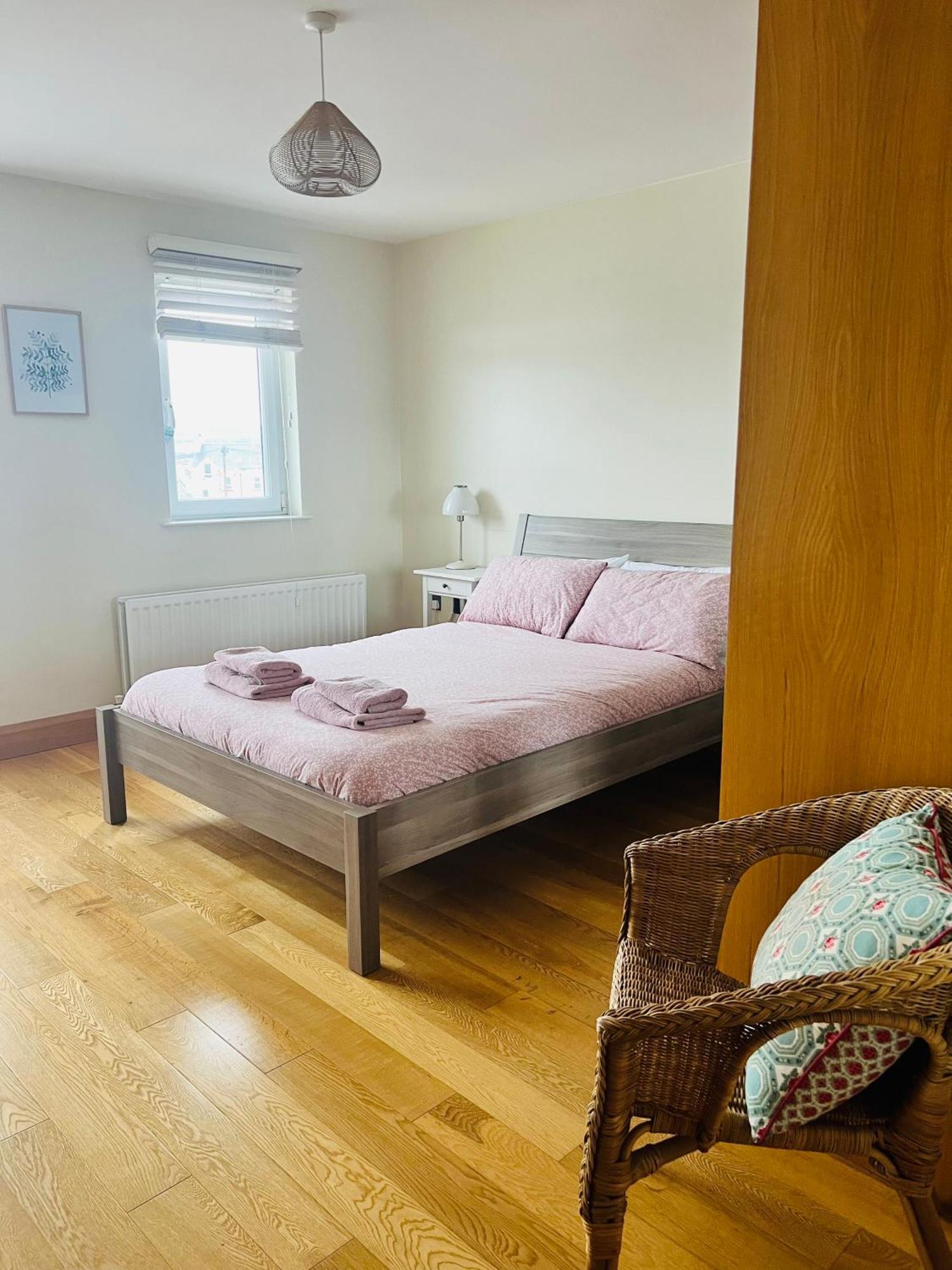 Penthouse Apartment - Town Centre, Sea Views, Secure Parking Portrush Luaran gambar